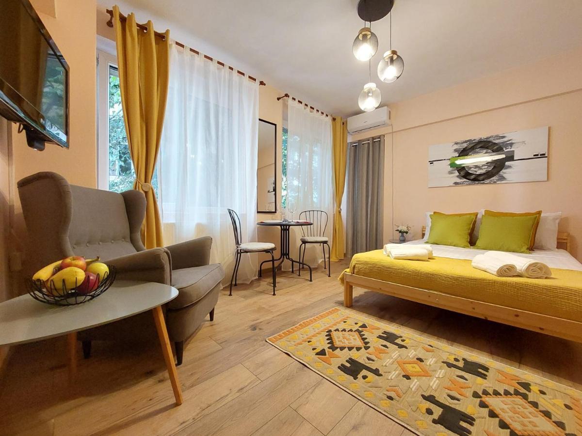 Laroka House Cosy Studio Universitate Bucharest Exterior photo