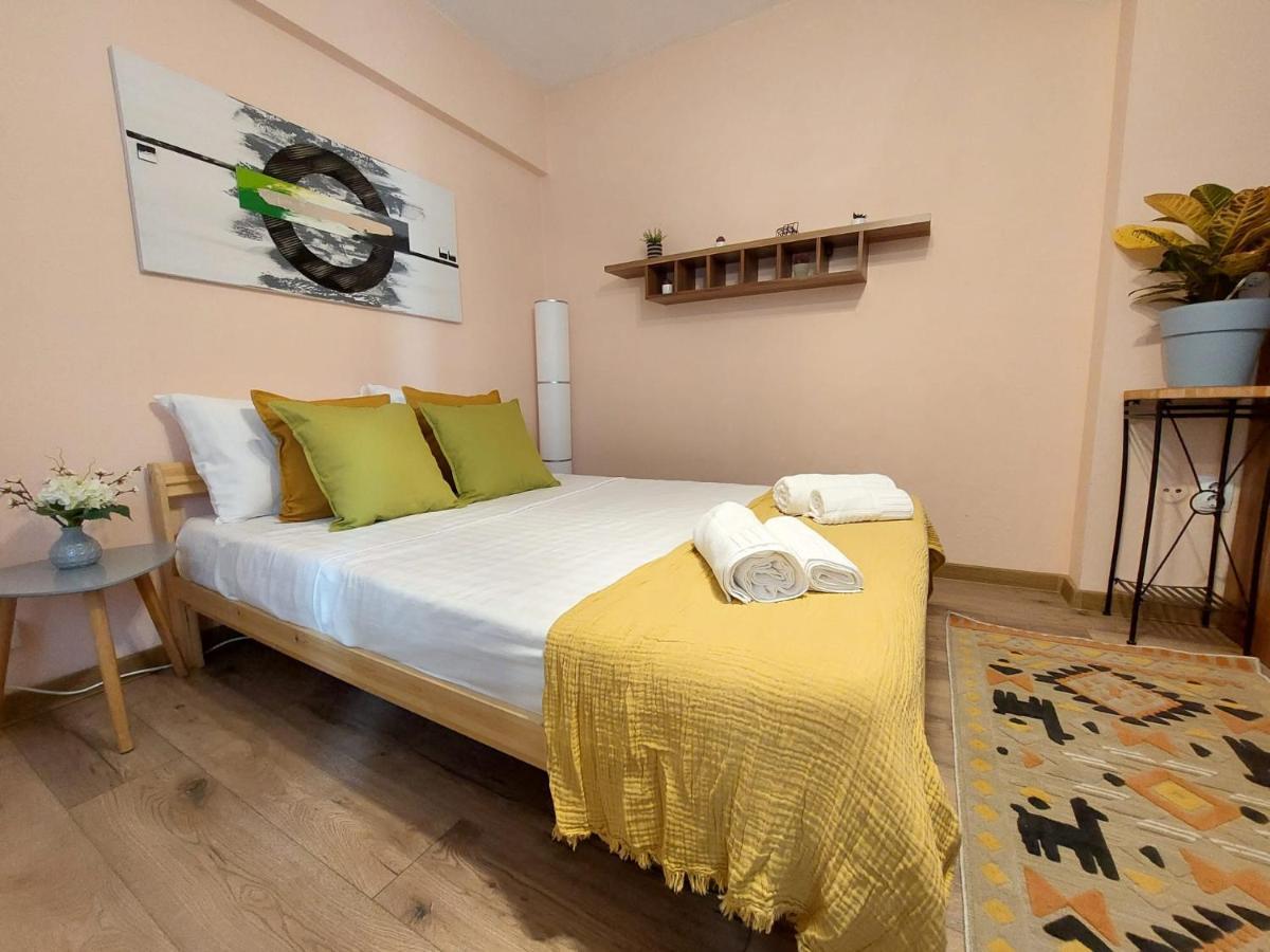 Laroka House Cosy Studio Universitate Bucharest Exterior photo