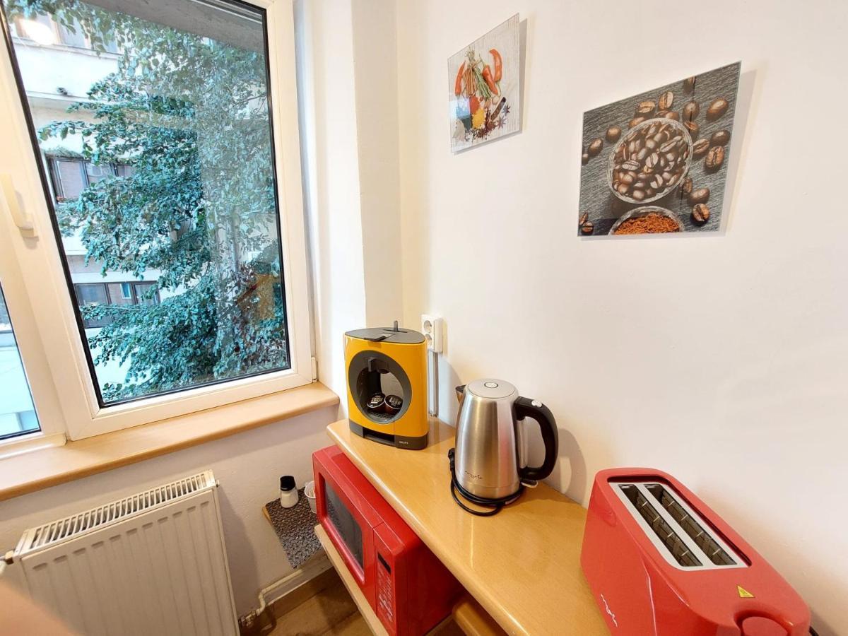 Laroka House Cosy Studio Universitate Bucharest Exterior photo